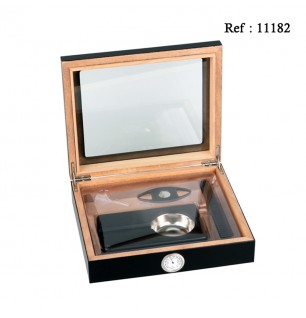 cigar humidor with glass for 15 cigars, with ashtray cigar cutter