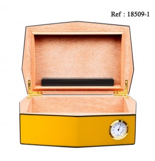 MYON Humidor Yellow Carbon for 10 cigars 245 x 160 x 85 mm